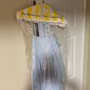 Gorgeous spring stripes women’s dress! Only used once 👗